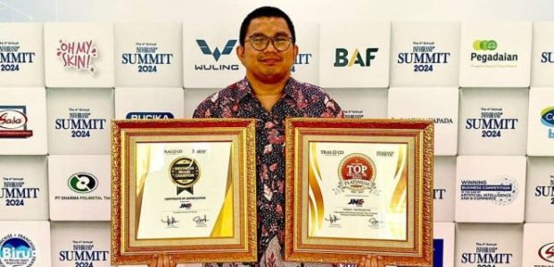 JNE Raih Dua Penghargaan di Ajang The 4th Annual Infobrand.id Summit 2024